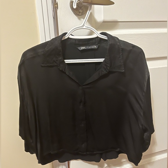 Zara Crop shirt - Picture 2 of 3